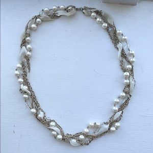 Costume jewelry necklace